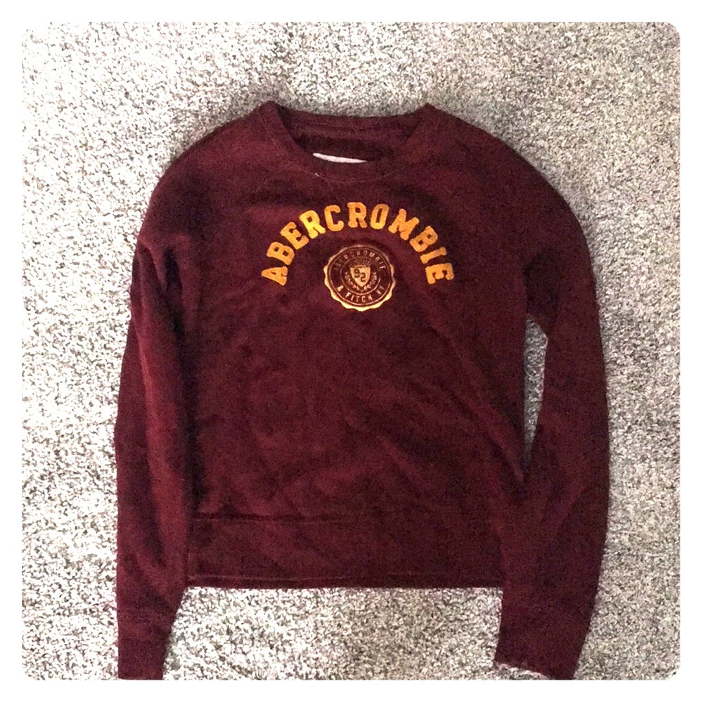 Light long sleeve sweater
